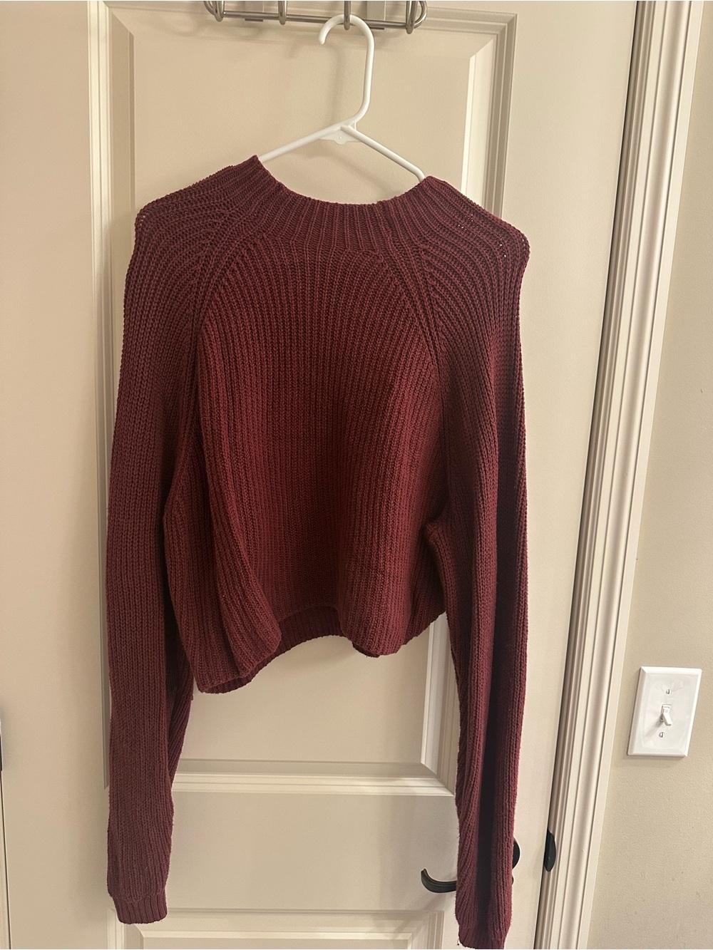 Hollister Easy Long-Sleeve Cable-Knit Mock-Neck Sweater | Like New | Size L